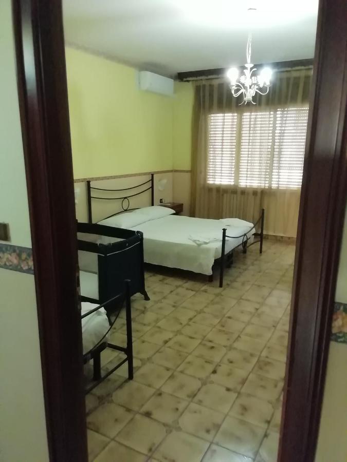 Hotel La Carina Гроттаминарда Экстерьер фото